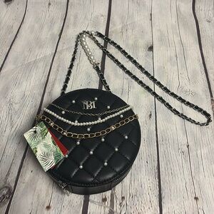 Badgley Mischka Circle Pearl Purse